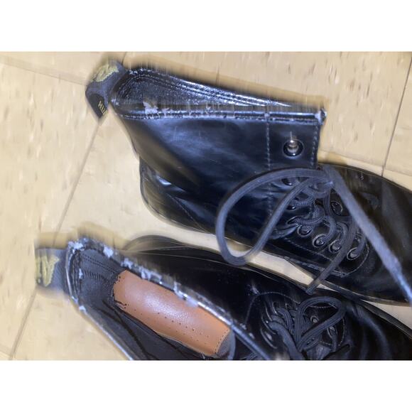 Dr. Martens Boots Mens Size 10 Black Lace Up Combat‎ Distressed AW004 Air Wair main image 11